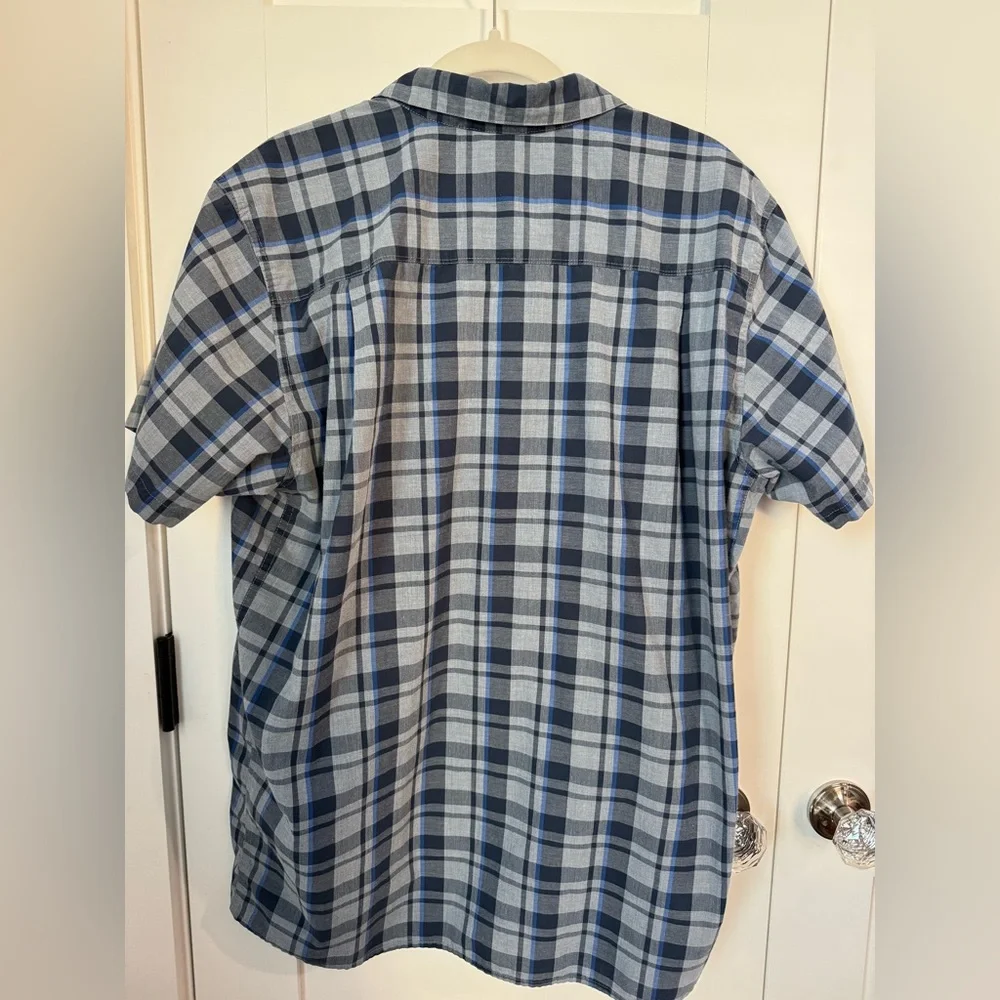 Vintage Men’s The North Face Blue Plaid Snap Button Shirt size XL